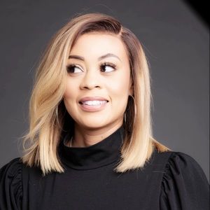 Meet your Posher, Marisa